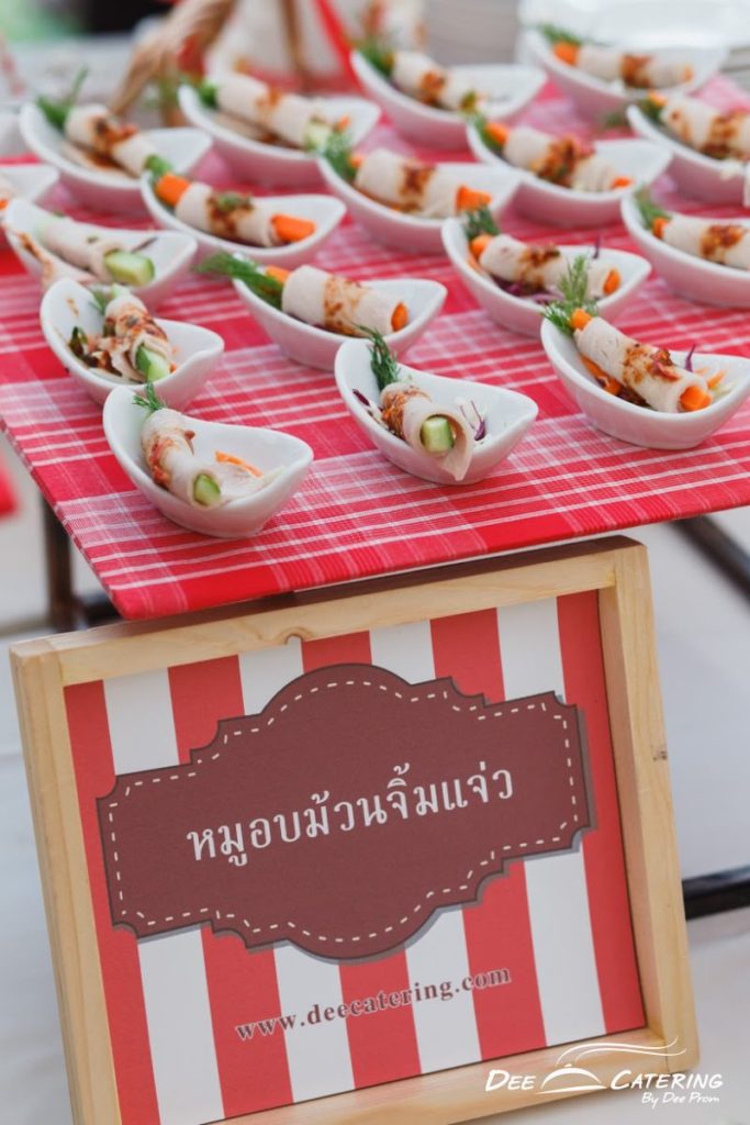 Catering_CarnivalThemeKingWut-17-of-44-683x1024