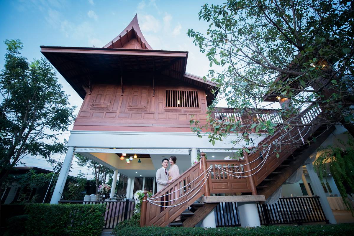 บ้านมหาสวัสดิ์ สถานที่จัดงานแต่งงาน บ้านเรือนไทยริมน้ำ บ้านมหาสวัสดิ์ เรือนไทยแต่งงานยอดนิยม