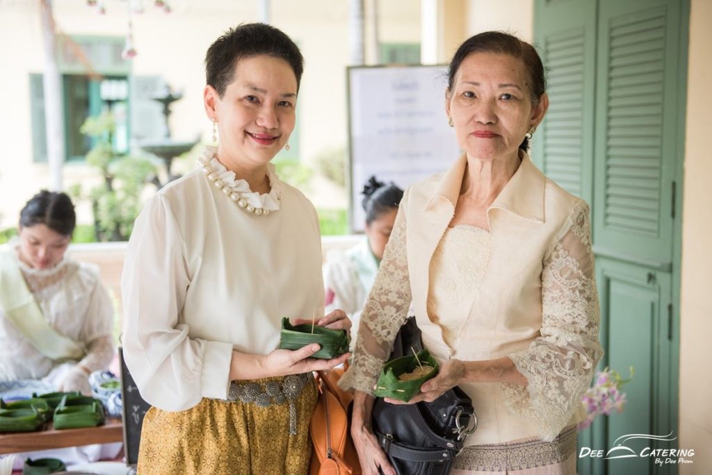 ซุ้มอาหาร Foodstall รับจัดเลี้ยงนอกสถานที่ โดย ดี เคเทอริ่ง