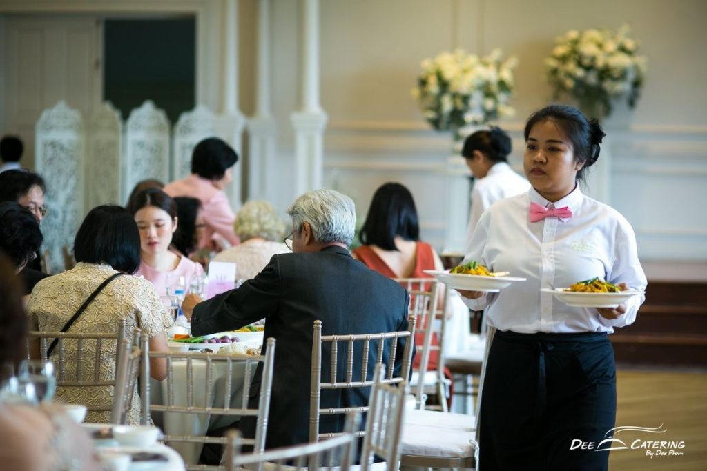 จัดงานแต่งงานพร้อมอาหารจัดเลี้ยงโต๊ะไทย