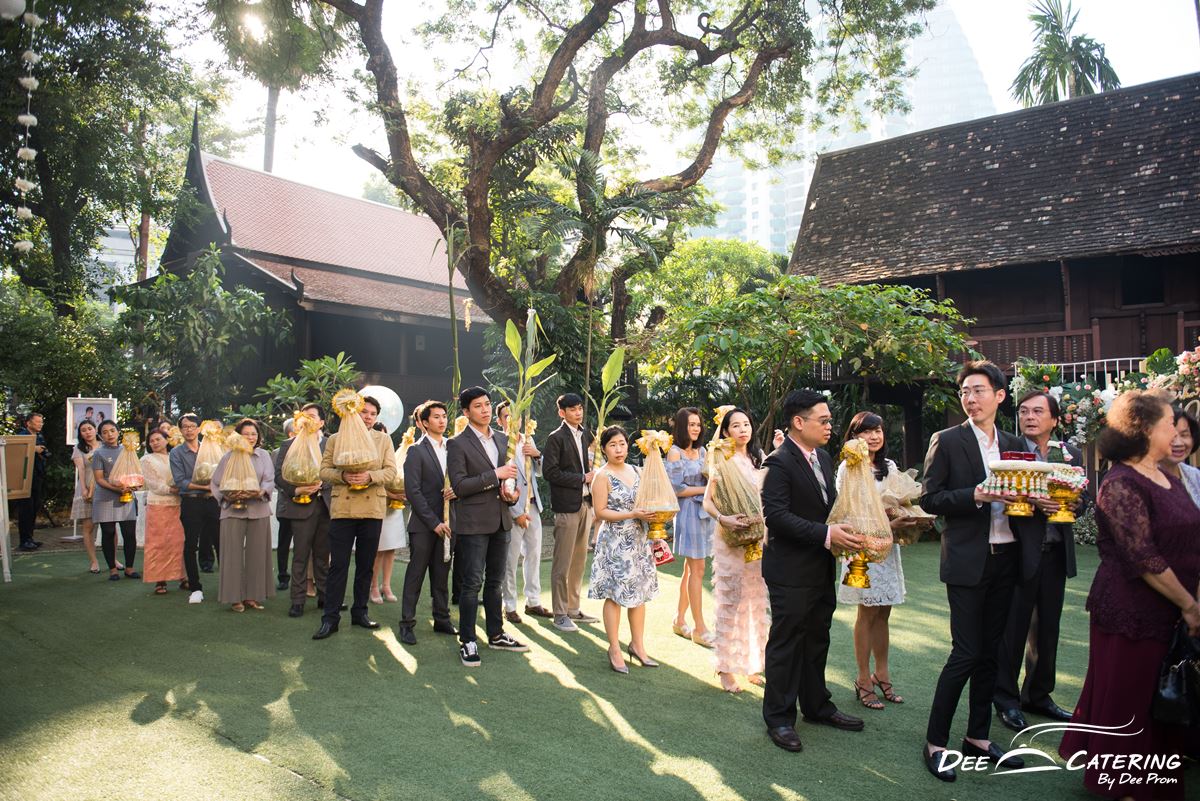 งานแต่งงาน ในสวน เก๋ๆ ที่สยามสมาคม สยามสมาคม เรือนไทยแต่งงานยอดนิยม