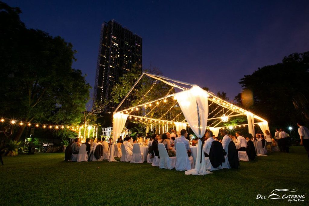 งานแต่งงาน ที่ บ้าน มรว คึกฤทธิ์ ปราโมช - Dee Catering ดี เคเทอริ่ง รับจัดเลี้ยงนอกสถานที่ บุฟเฟต์ คอฟฟี่เบรค ค็อกเทล งานแต่งงาน ที่ บ้าน มรว คึกฤทธิ์ ปราโมช - Dee Catering ดี เคเทอริ่ง รับจัดเลี้ยงนอกสถานที่ บุฟเฟต์ คอฟฟี่เบรค ค็อกเทล
