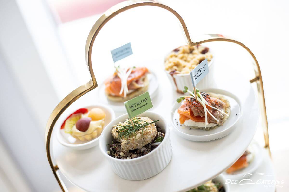 จัดเลี้ยง High Tea CoffeeBreak | DeeCatering