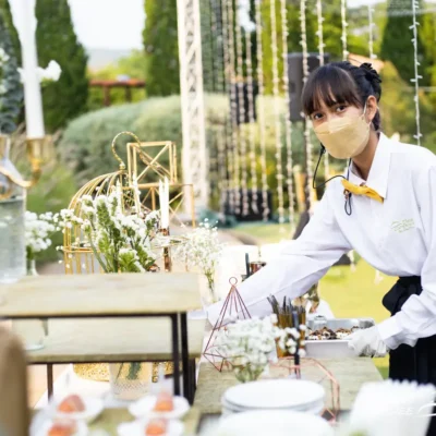 จัดงานแต่งงานในสวนกลางคืน
