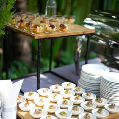 จัดงานแต่งงานในสวน แบบค็อกเทล ที่ Nelson Hay โดย ดีเคเทอริ่ง