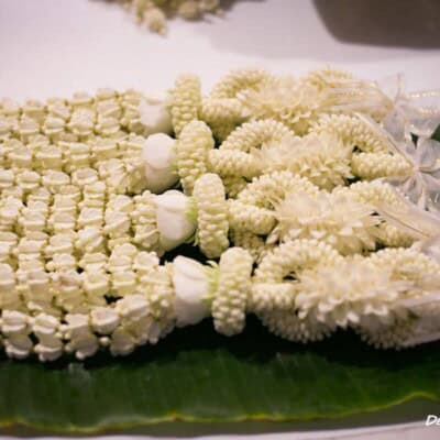 งานแต่งงานเช้า เลี้ยงฉลองเที่ยง ที่สยามสมาคม โดย ดีเคเทอริ่ง