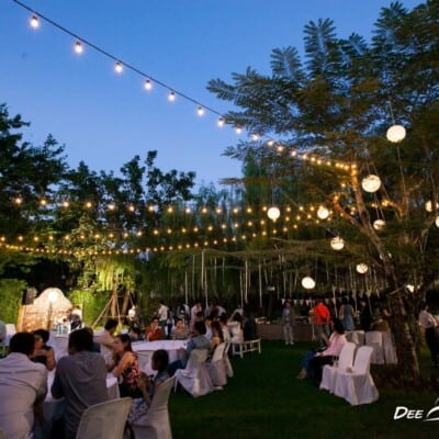 จัดงานเลี้ยงค็อกเทล ในสวนสถานที่จัดงาน 66 Cottage