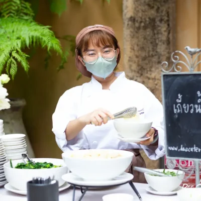 จัดงานแต่งงานในสวนสุดเก๋ที่ อะกาลิโก