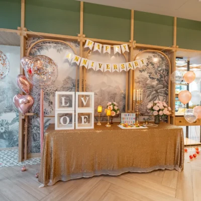 ฉลองครบรอบแต่งงานแสนโรแมนติกที่ Origami ร้านอาหารจัดเลี้ยงในโรงแรมมีห้องส่วนตัว