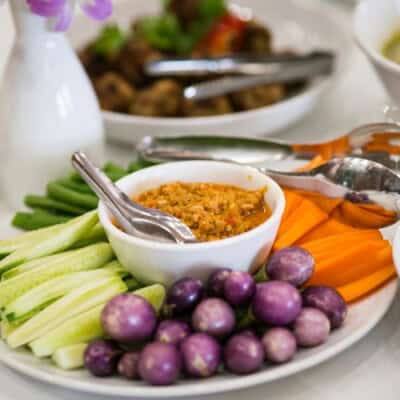ดีเคเทอริ่งรับจัดเลี้ยงโต๊ะไทย Thai table นอกสถานที่