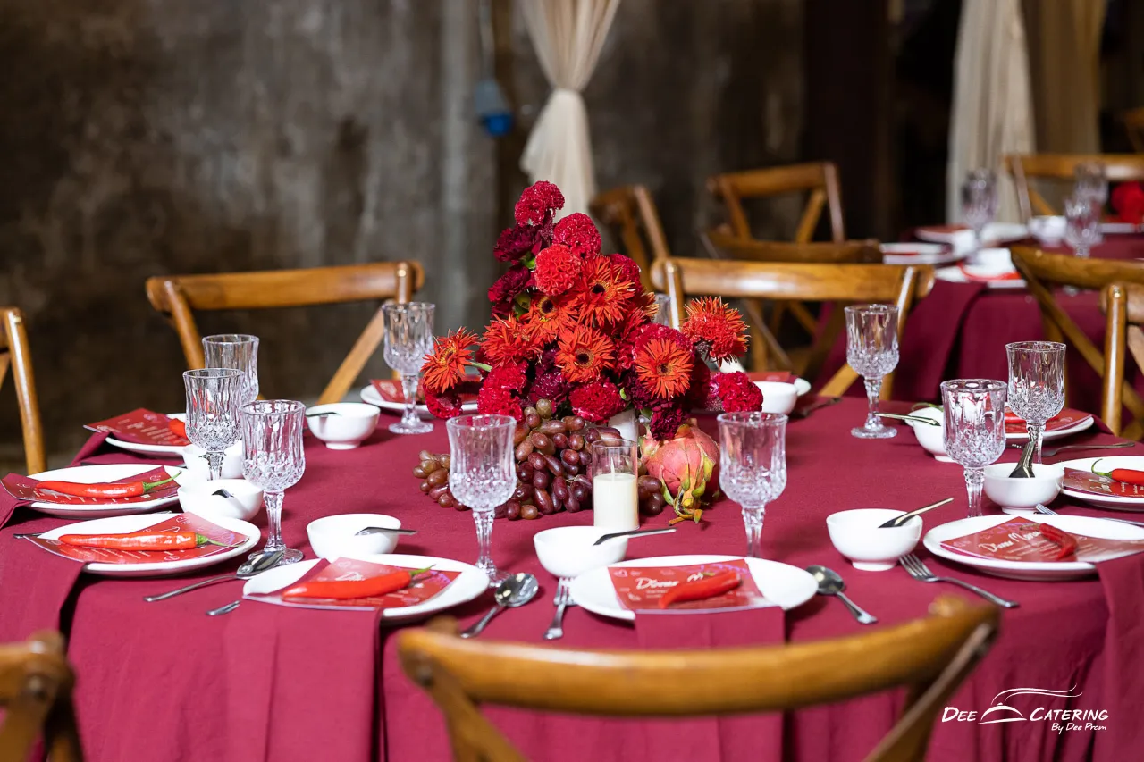 WeddingParty จัดเลี้ยงอาหารโต๊ะไทยงานแต่ง | DeeCatering