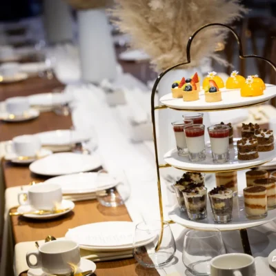งานเลี้ยง High Tea จัดคอฟฟี่เบรคสวยๆ ใน งาน Event | Dee Catering